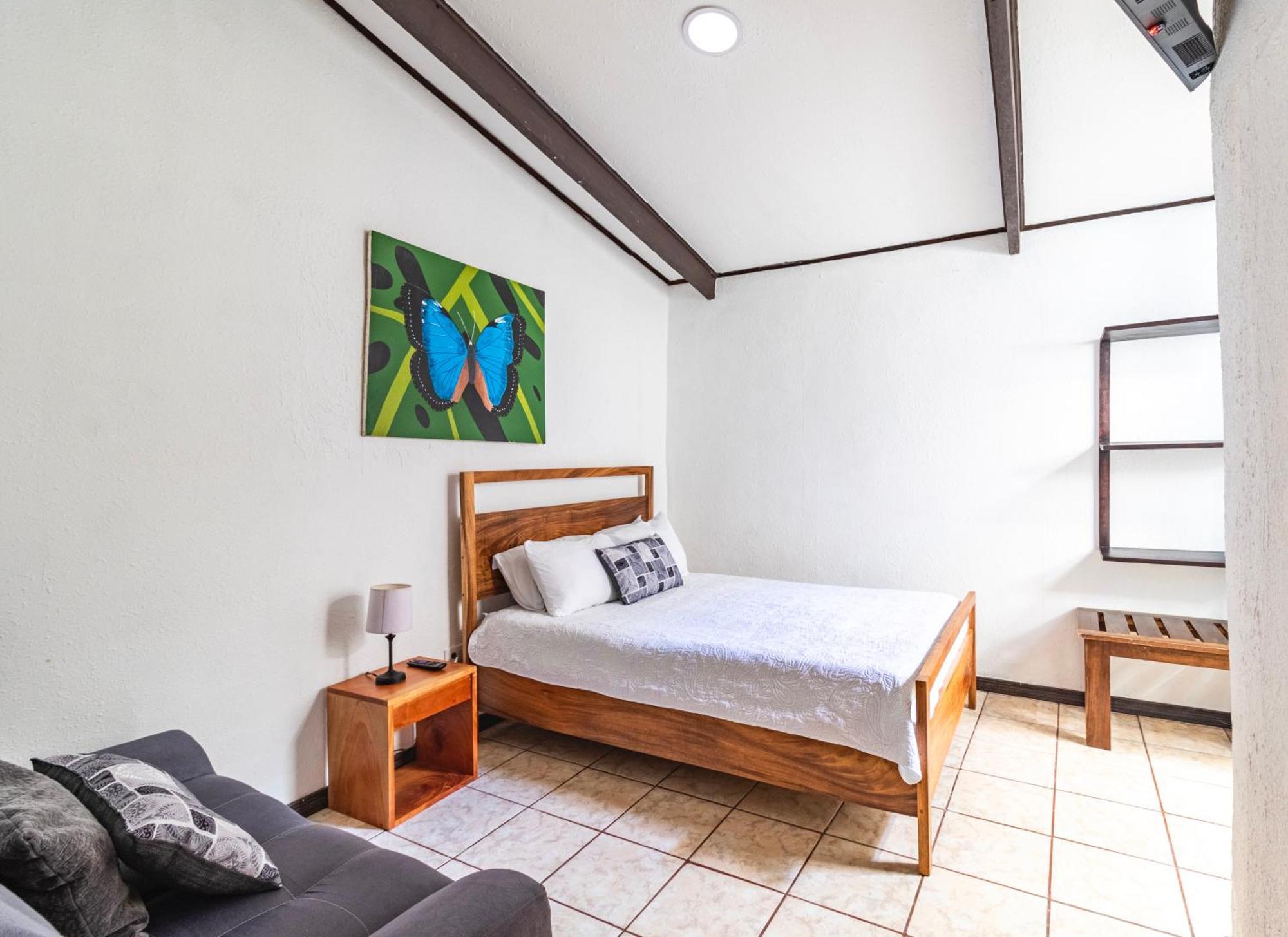Montefresco Boutique Hostel Monteverde Exterior photo